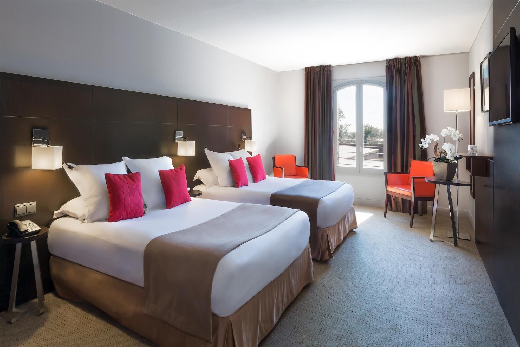 Abbaye Des Capucins Spa & Resort Montauban Exteriör bild